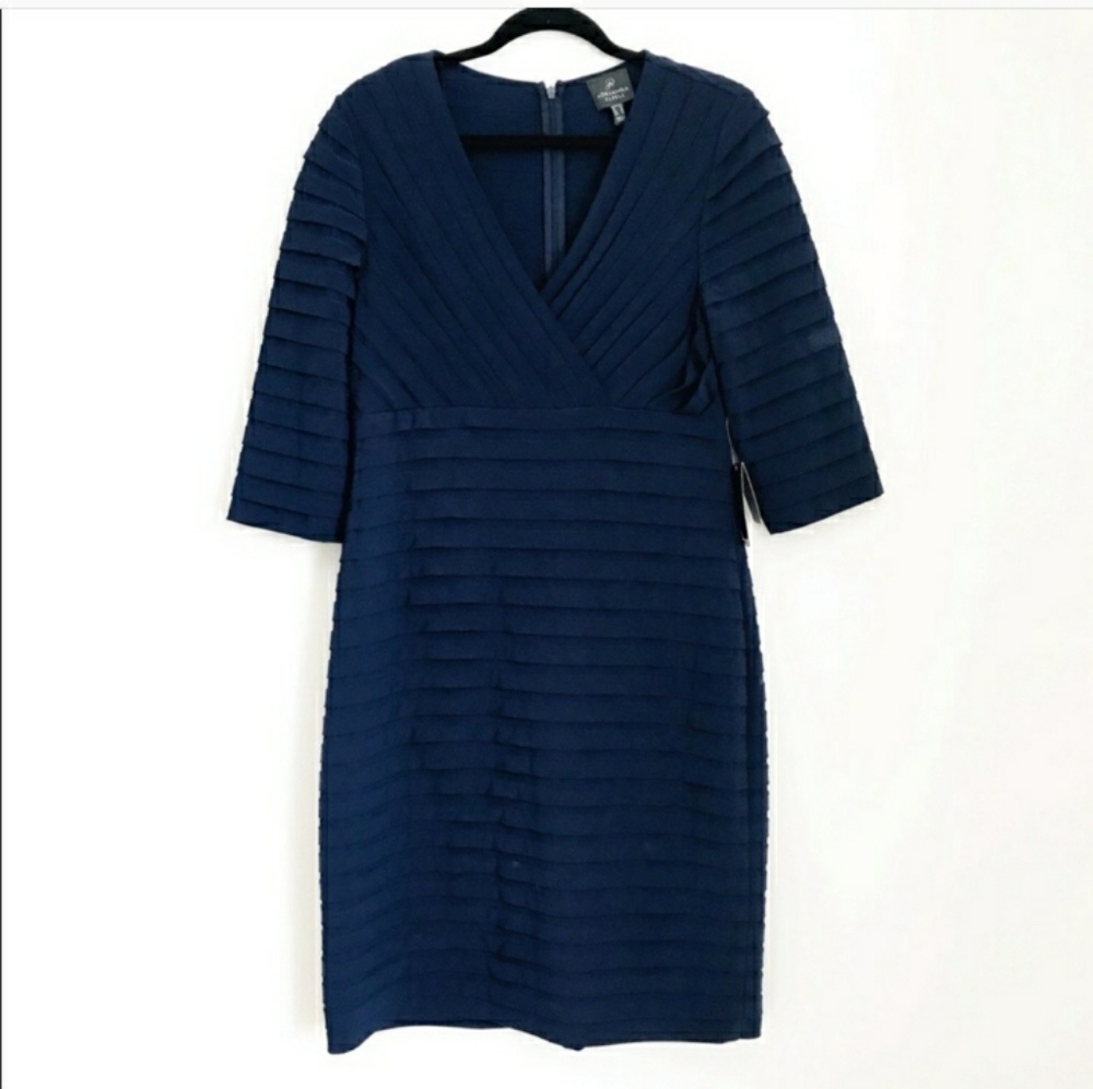 Adrianna Papell Layer Navy Dress.. Sz 16